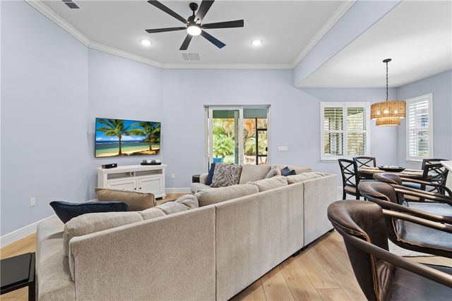 6060 Wild Olive Way, Vero Beach, FL 32966