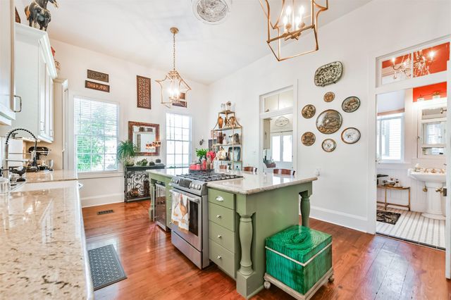 1416 Sealy Street, Galveston, TX 77550