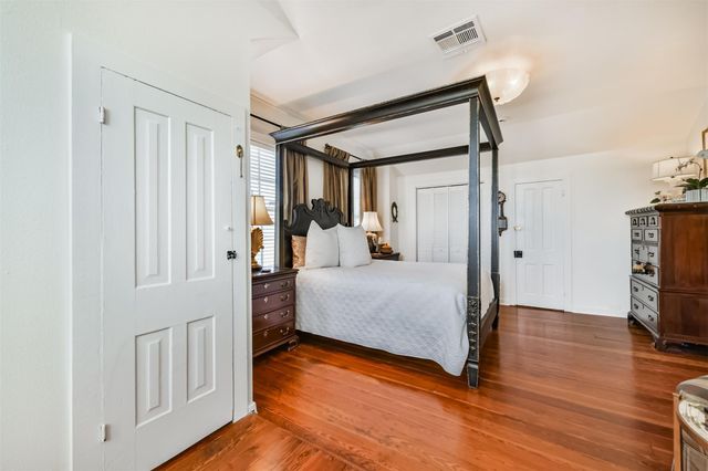 1416 Sealy Street, Galveston, TX 77550