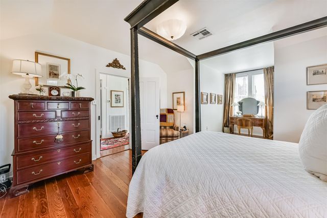 1416 Sealy Street, Galveston, TX 77550