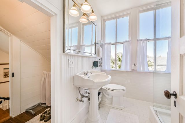 1416 Sealy Street, Galveston, TX 77550