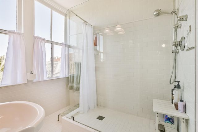 1416 Sealy Street, Galveston, TX 77550