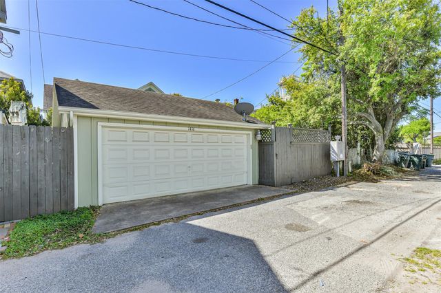 1416 Sealy Street, Galveston, TX 77550