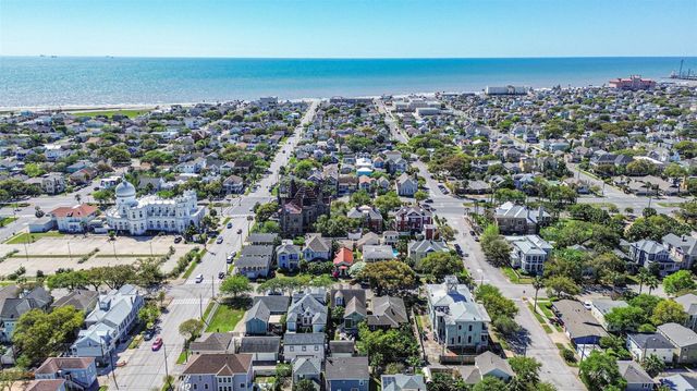 1416 Sealy Street, Galveston, TX 77550