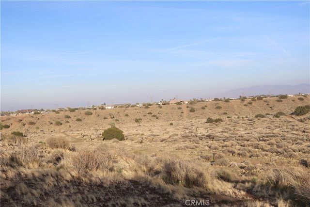 9955 Macron Street, Hesperia, CA 92344