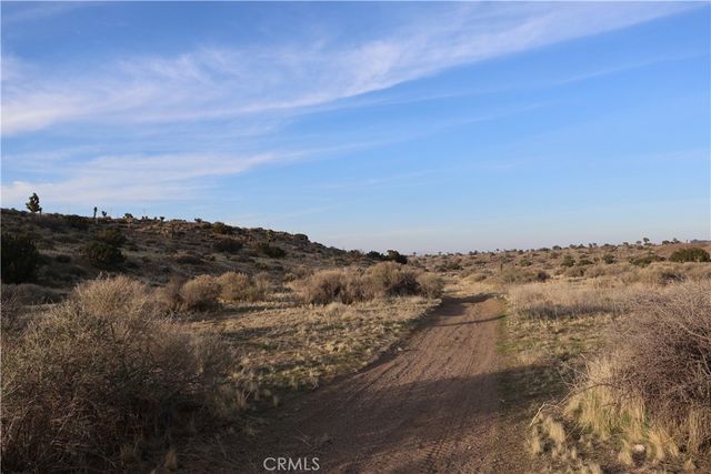 9955 Macron Street, Hesperia, CA 92344