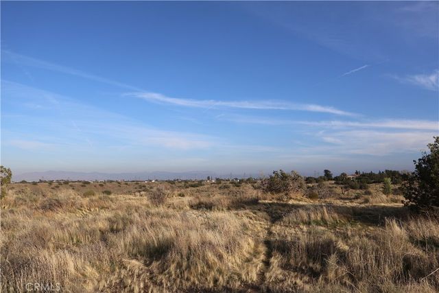 9955 Macron Street, Hesperia, CA 92344