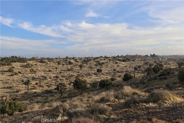 9955 Macron Street, Hesperia, CA 92344