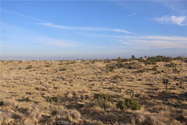 9955 Macron Street, Hesperia, CA 92344