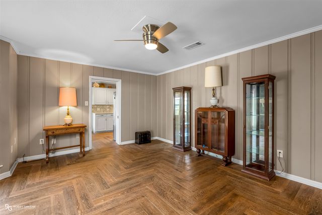 1100 Louisiana Avenue, Minden, LA 71055