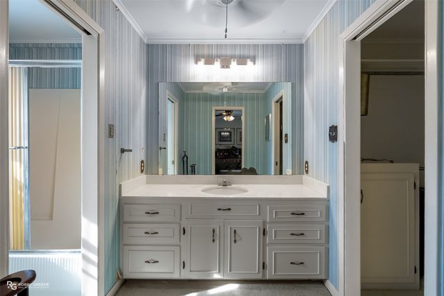 1100 Louisiana Avenue, Minden, LA 71055