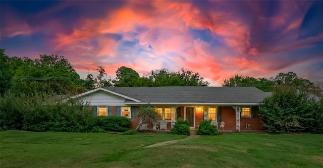 1100 Louisiana Avenue, Minden, LA 71055