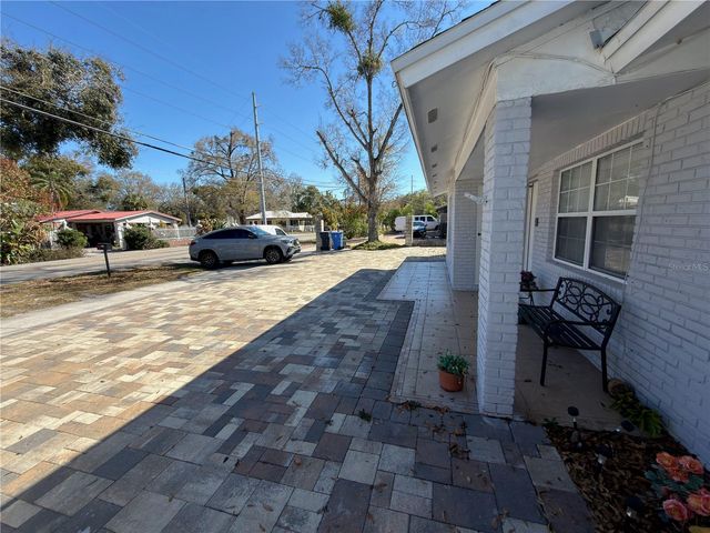 911 MAYDELL DRIVE, Tampa, FL 33619