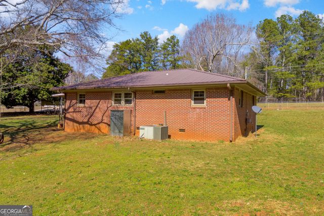900 Defoor Road, Toccoa, GA 30577
