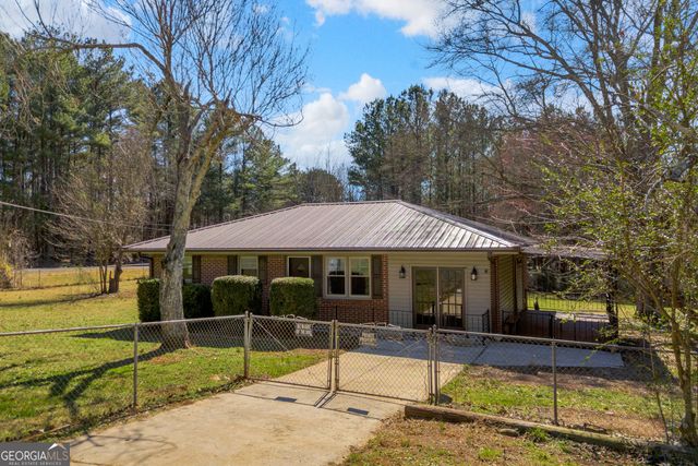 900 Defoor Road, Toccoa, GA 30577