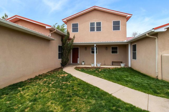 103 Tierra Rica Drive, Santa Fe, NM 87505