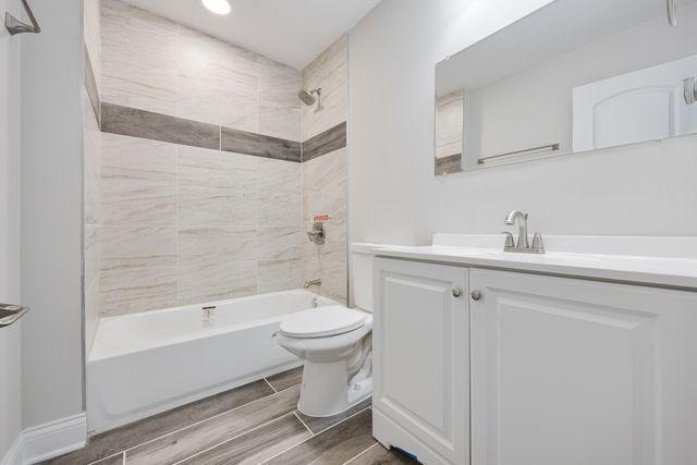 16145 Honore Avenue, Markham, IL 60428