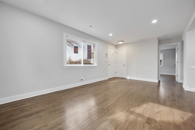 16145 Honore Avenue, Markham, IL 60428