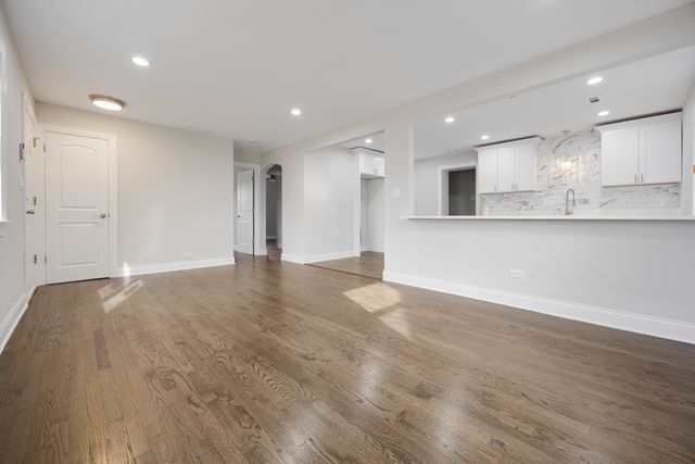 16145 Honore Avenue, Markham, IL 60428