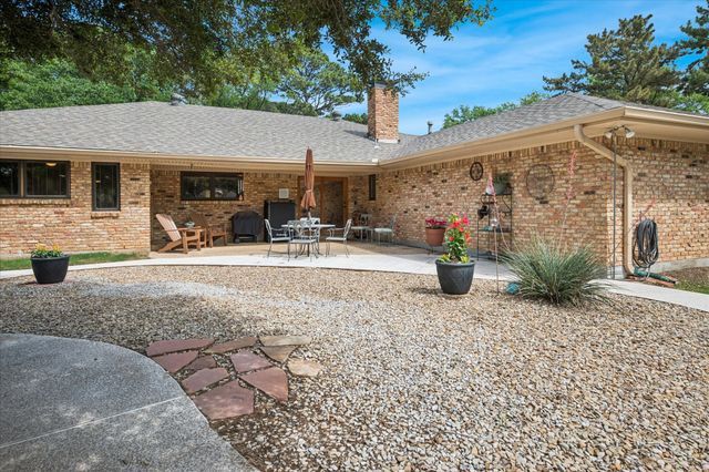 1725 Venetian Circle, Arlington, TX 76013
