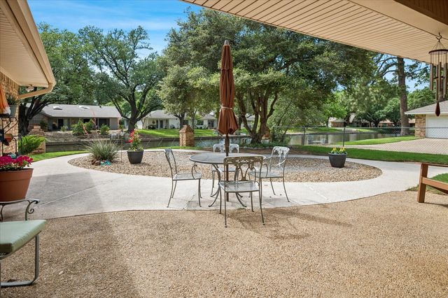 1725 Venetian Circle, Arlington, TX 76013