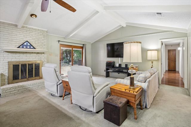 1725 Venetian Circle, Arlington, TX 76013