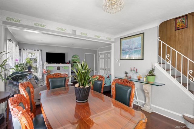 154 E Dean Street, Freeport, NY 11520