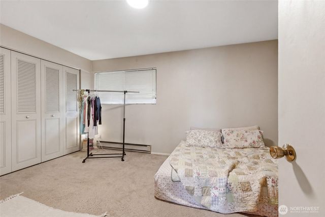 2820 15th Avenue W, Seattle, WA 98119