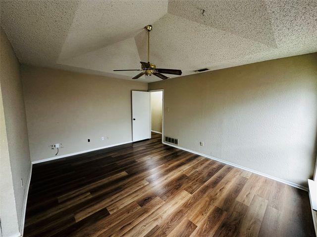 6741 Ridgetop Road, North Richland Hills, TX 76182
