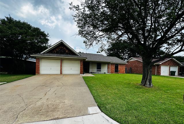 6741 Ridgetop Road, North Richland Hills, TX 76182