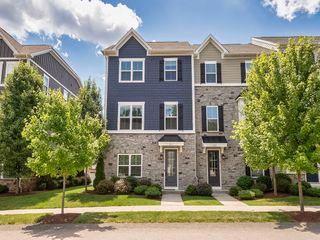 3014 Mahican CIRCLE, Marshall, PA 16046