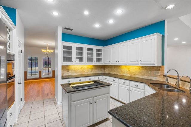 6260 Lemans Dr, Corpus Christi, TX 78414