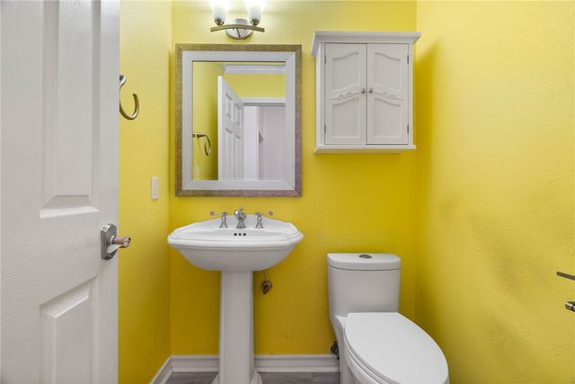 6260 Lemans Dr, Corpus Christi, TX 78414