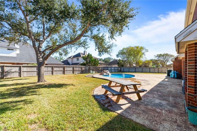 6260 Lemans Dr, Corpus Christi, TX 78414