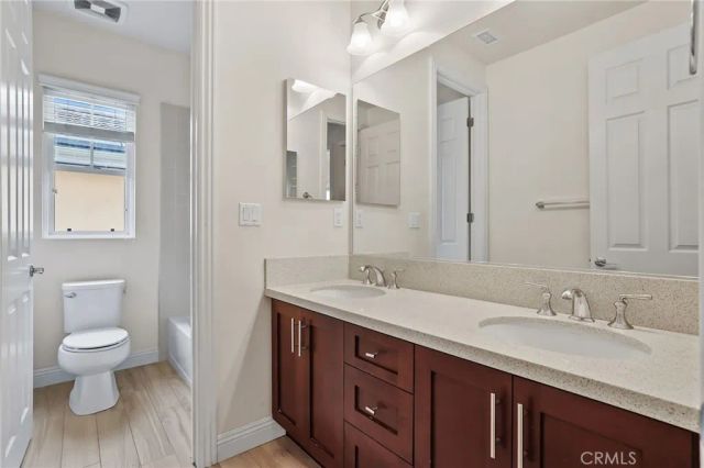 35 Lantana, Lake Forest, CA 92630