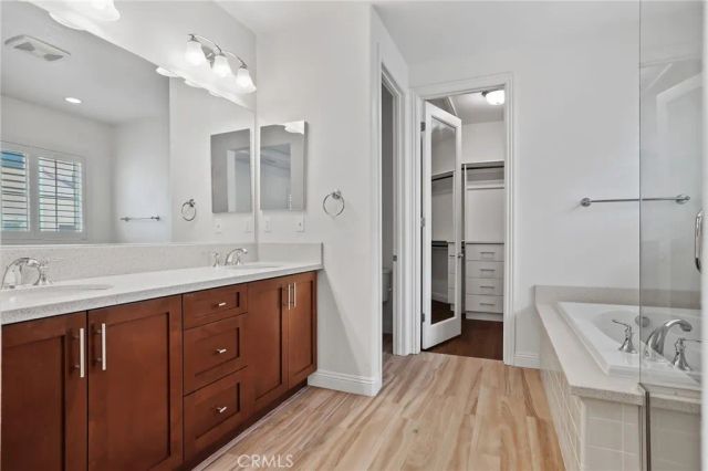 35 Lantana, Lake Forest, CA 92630