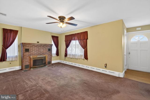 1361 N STATE ST, Pottstown, PA 19464