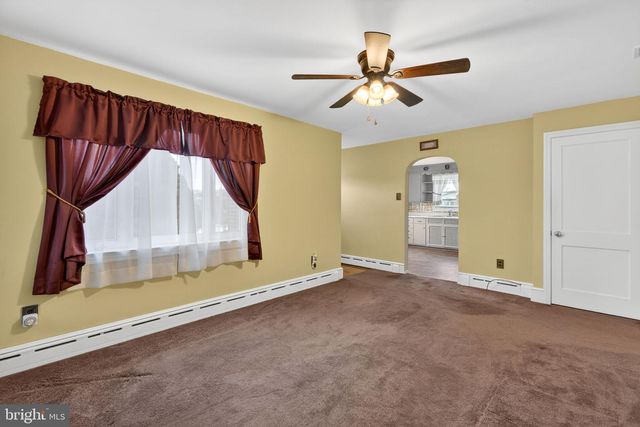 1361 N STATE ST, Pottstown, PA 19464