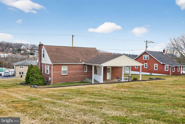 1361 N STATE ST, Pottstown, PA 19464