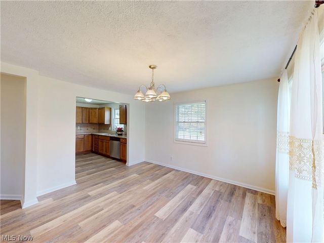 867 Sunset View Boulevard, Tallmadge, OH 44278