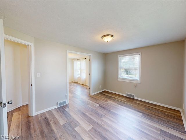 867 Sunset View Boulevard, Tallmadge, OH 44278