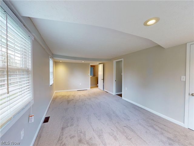 867 Sunset View Boulevard, Tallmadge, OH 44278