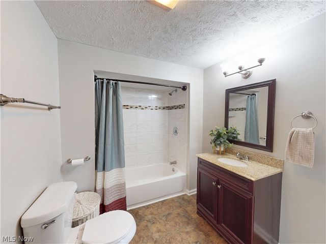 867 Sunset View Boulevard, Tallmadge, OH 44278