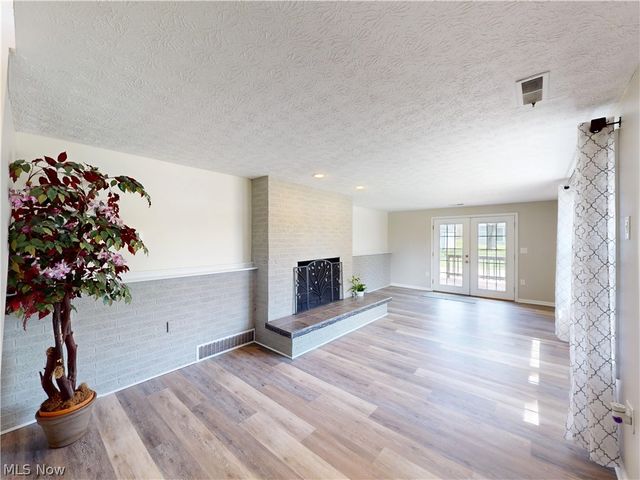 867 Sunset View Boulevard, Tallmadge, OH 44278