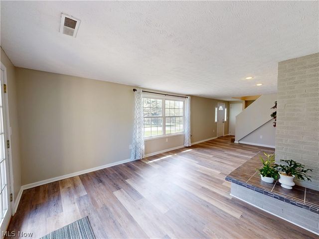 867 Sunset View Boulevard, Tallmadge, OH 44278