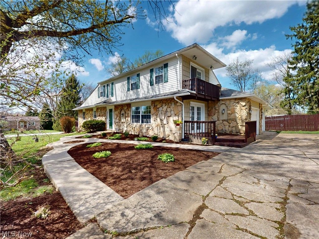 867 Sunset View Boulevard, Tallmadge, OH 44278