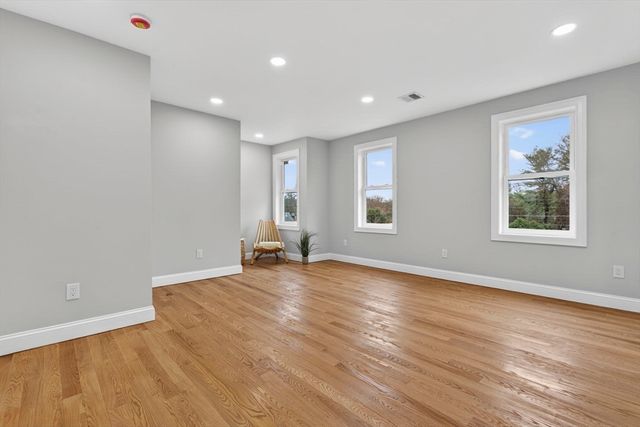 72 Westborough Rd 1, Grafton, MA 01536