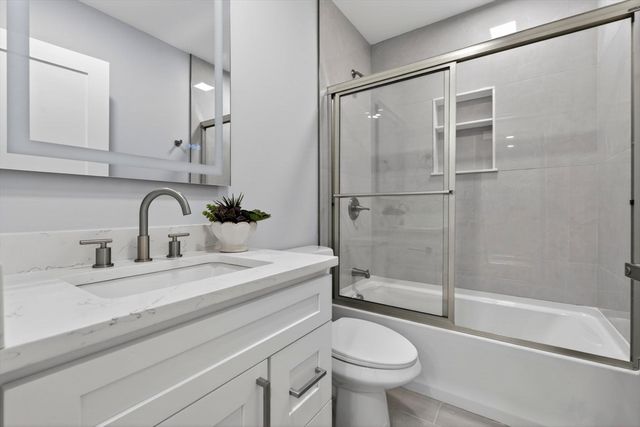 72 Westborough Rd 1, Grafton, MA 01536