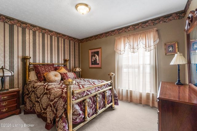 406 Bermuda Way, Louisville, KY 40243