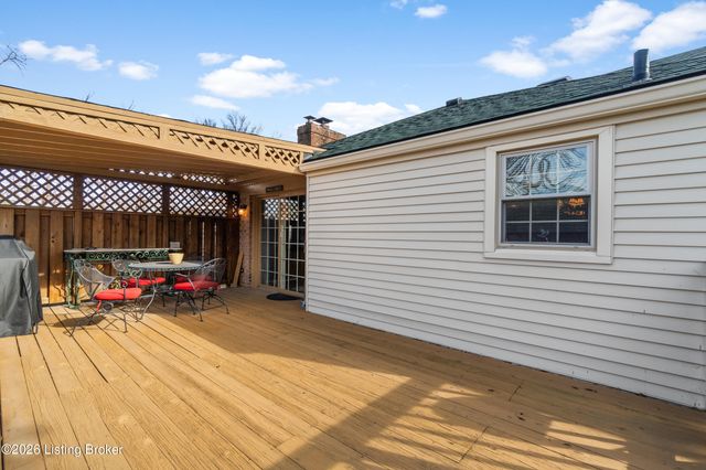 406 Bermuda Way, Louisville, KY 40243